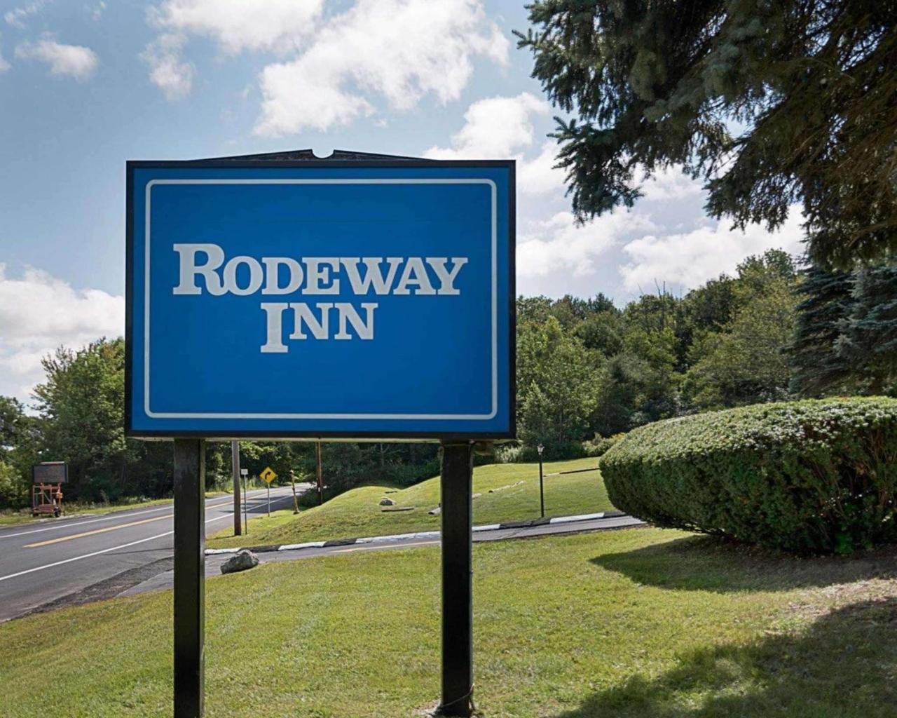 Rodeway Inn Westminster Exterior photo